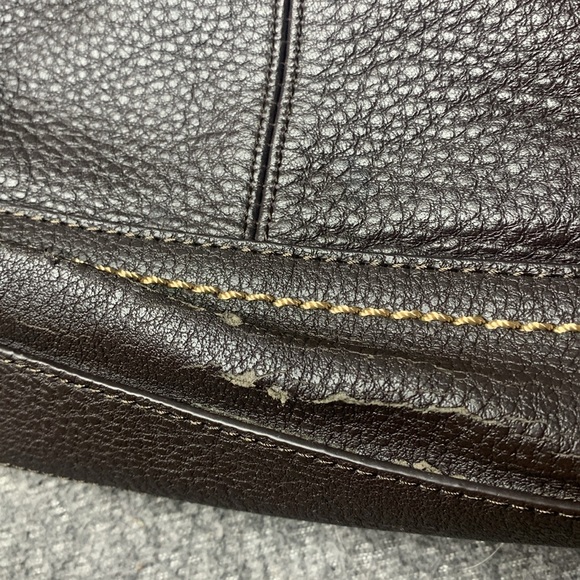 The Sak Genuine Leather Crossbody Bag - Picture 6 of 9